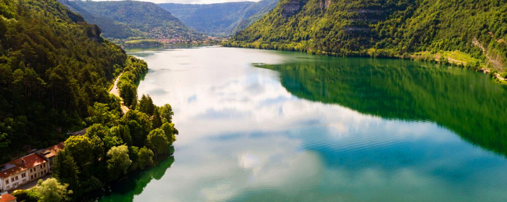Lac Ain